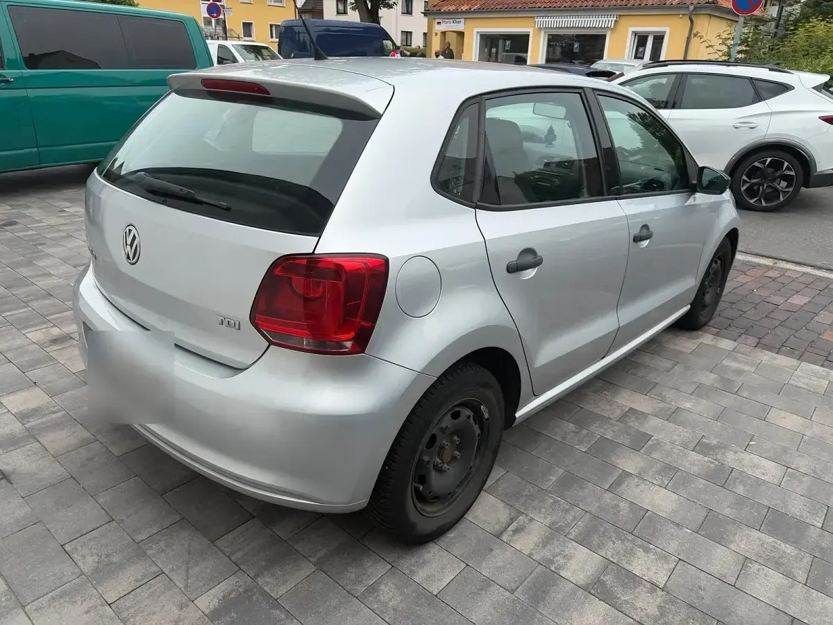 Gebraucht VW Polo Trendline 75 PS (55 kW) 2010 Silber Kleinwagen