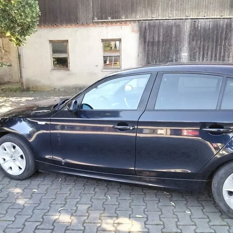 Gebraucht BMW 118 Sport Line 143 PS (105 kW) 2008 Blau Kleinwagen