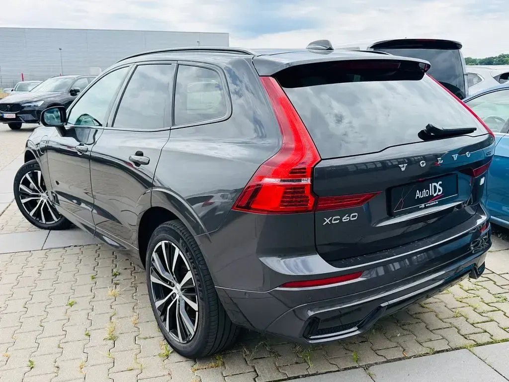 Gebraucht Volvo XC60 Ultimate 310 PS (228 kW) 2023 Grau SUV