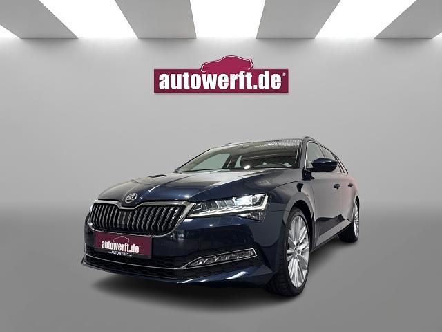 Gebraucht Skoda Superb Style 200 PS (147 kW) 2023 Plum blau metallic Kombi
