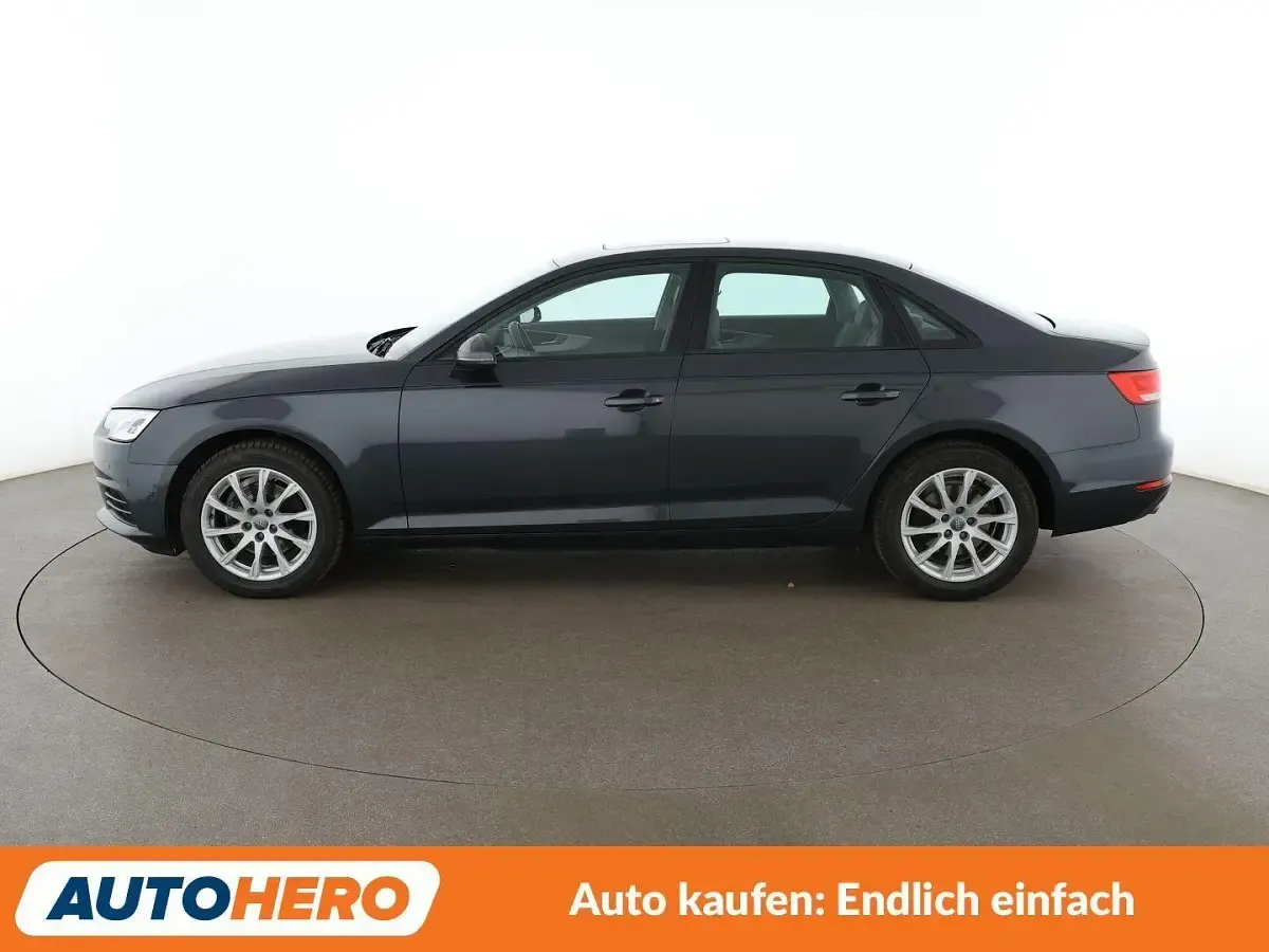 Gebraucht Audi A4 Comfort 190 PS (139 kW) 2016 Grau Limousine