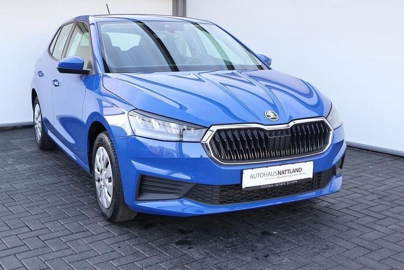 Blau Gebraucht 2022 Skoda Fabia Easy Limousine | 12.450 € (Guter Preis) - Bild 1/4