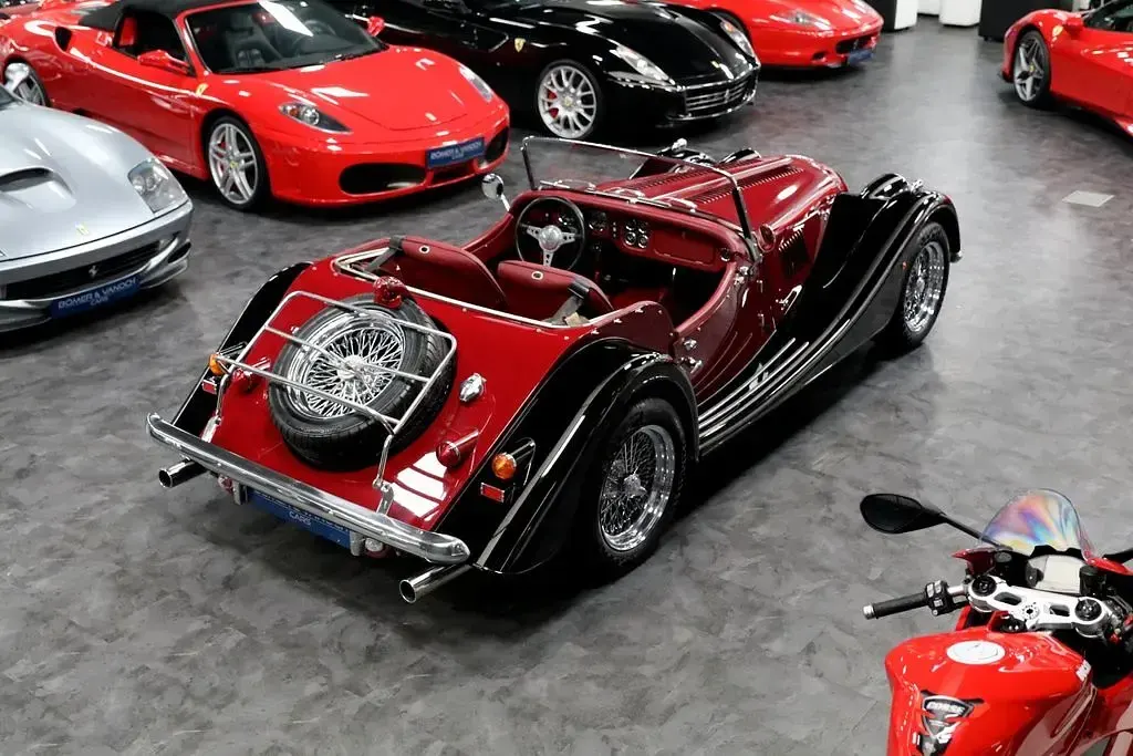 Gebraucht Morgan Plus 8 190 PS (139 kW) 2000 Schwarz Cabrio