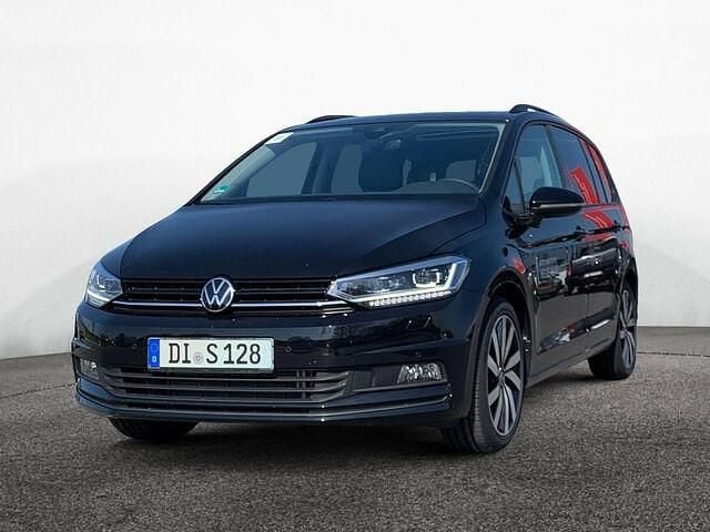 Gebraucht VW Touran Highline 150 PS (110 kW) 2025 Deep black perleffekt sn 30 Van / Kleinbus