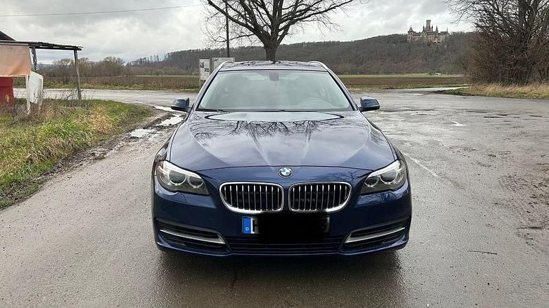 Gebraucht BMW 525 218 PS (160 kW) 2016 Blau Kombi