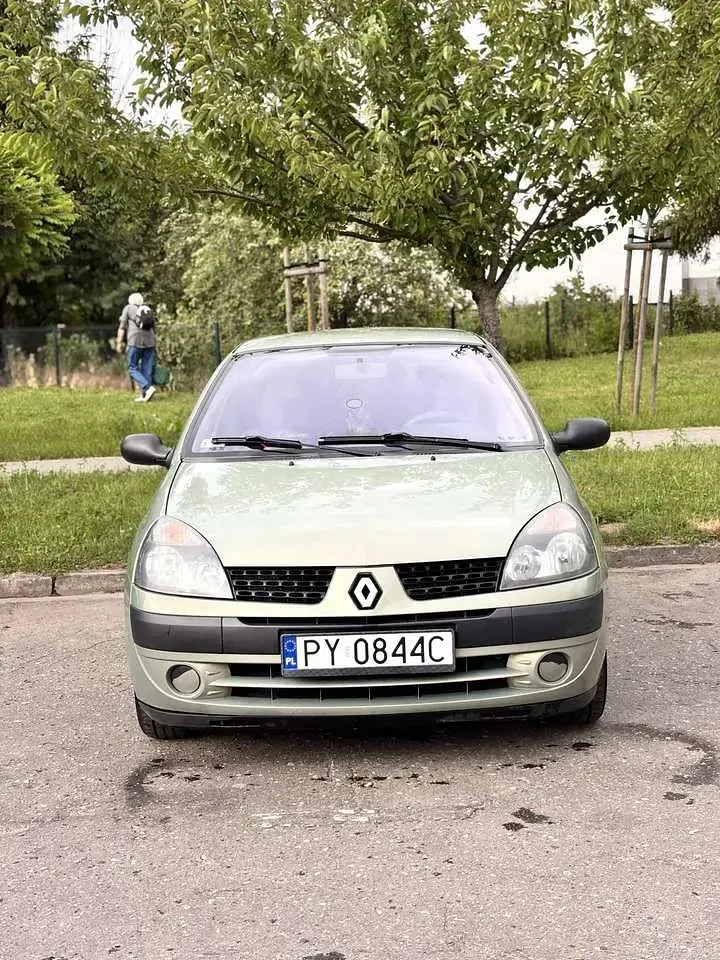 Gebraucht Renault Clio 75 PS (55 kW) 2002 Limousine