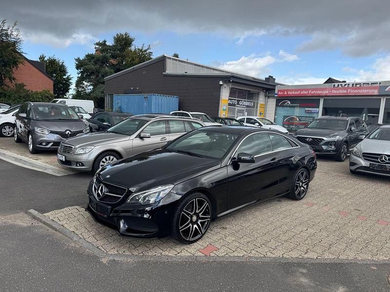 Schwarz Gebraucht 2015 Mercedes E350 AMG Coupé | 25.490 € (Etwas zu teuer) - Bild 1/4