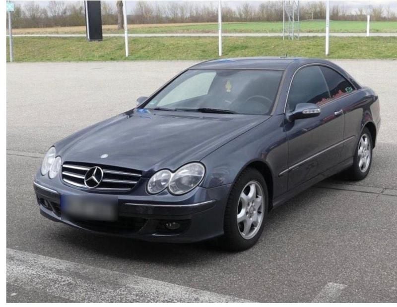 Andere farben Gebraucht 2008 Mercedes CLK200 Avantgarde Coupé | 4.900 € (Guter Preis) - Bild 1/4
