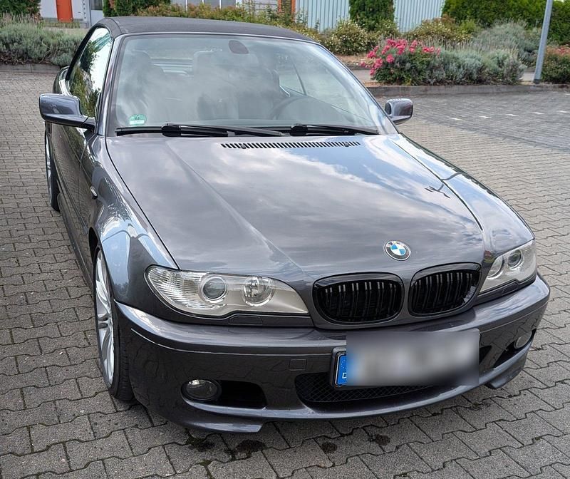 Grau Gebraucht 2006 BMW 325 Cabriolet M Sport Cabrio | 18.600 € - Bild 1/4