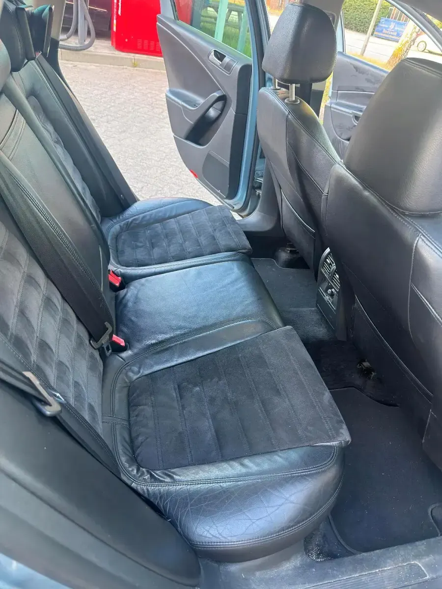 Gebraucht VW Passat 140 PS (102 kW) 2006 Blau Kombi