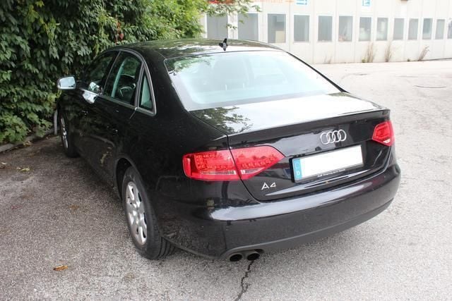Gebraucht Audi A4 Ambiente 218 PS (160 kW) 2011 Schwarz metallic Limousine