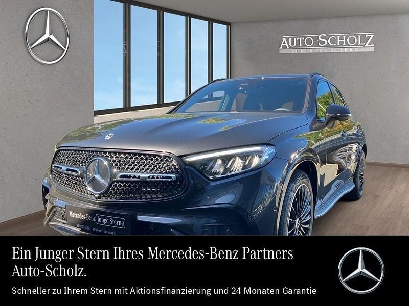 Grau Gebraucht 2024 Mercedes GLC220 AMG SUV | 54.783 € - Bild 1/4