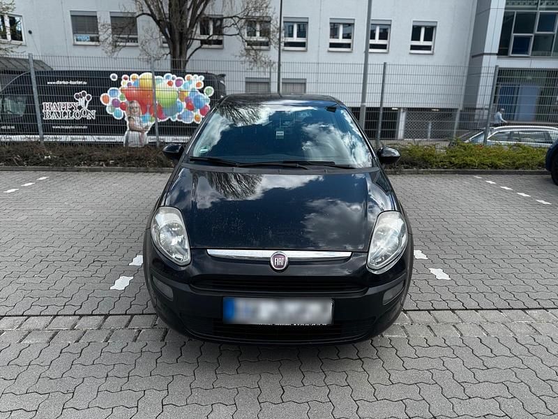 Gebraucht Fiat Punto Evo Dynamic 69 PS (50 kW) 2010 Schwarz Kleinwagen