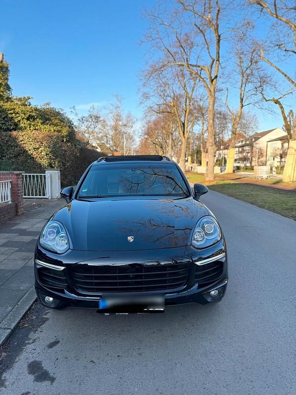 Schwarz Gebraucht 2015 Porsche Cayenne SUV | 22.900 € (Guter Preis) - Bild 1/4