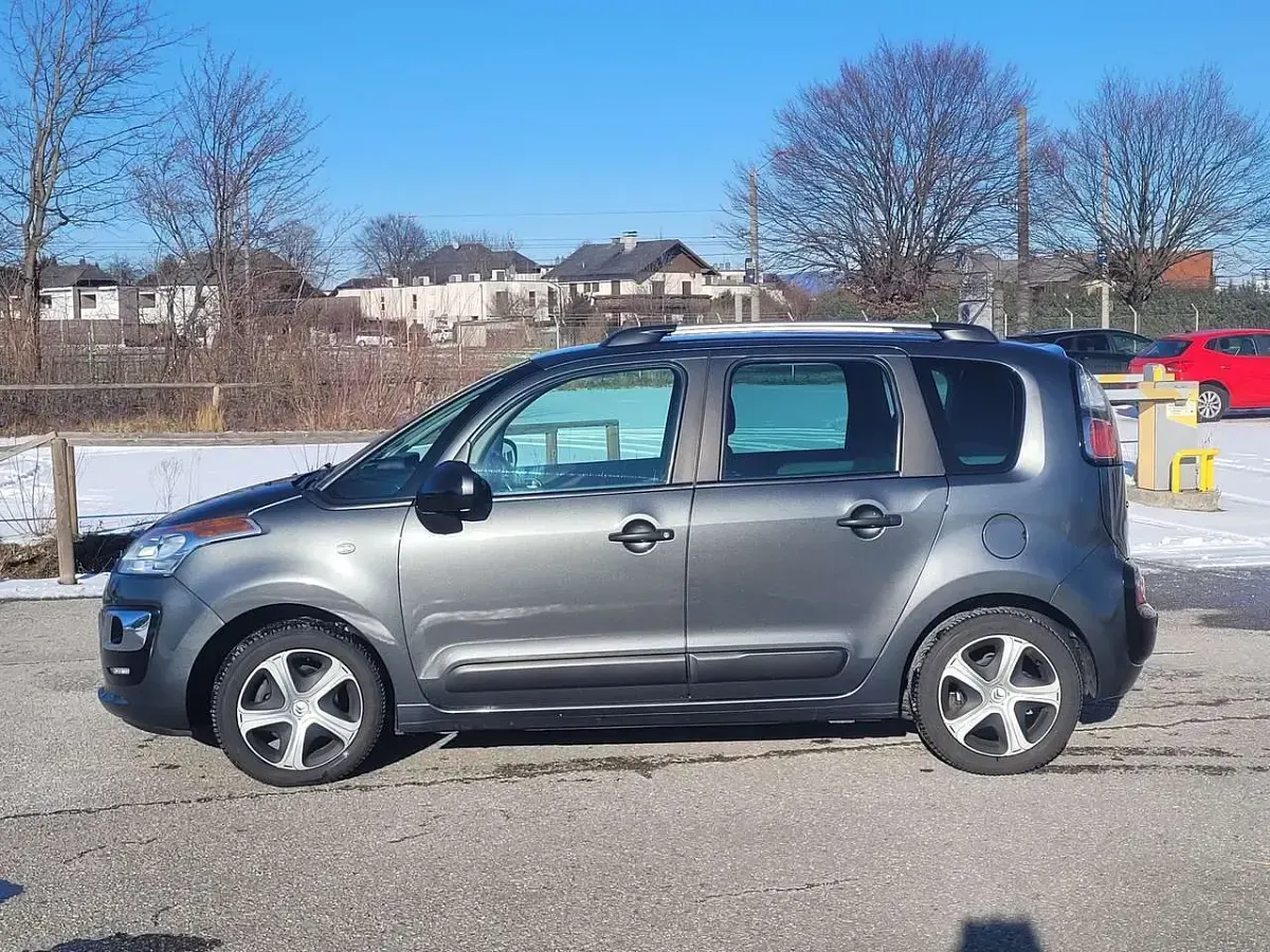 Usado Citroën C3 PureTech 110 CV (80 kW) 2017 Gris Monovolumen