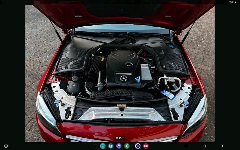 Gebraucht Mercedes C180 156 PS (114 kW) 2018 Rot Kombi