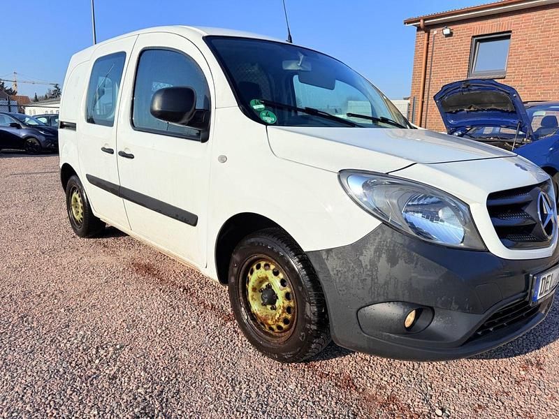 Gebraucht Mercedes Citan 108 75 PS (55 kW) 2016 Weiß Van / Kleinbus