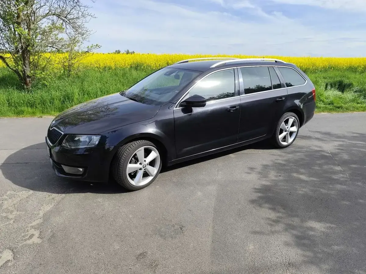 Gebraucht Skoda Octavia Style 150 PS (110 kW) 2016 Schwarz Kombi