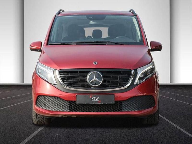 Gebraucht Mercedes EQV300 150 kW (204 PS) 2021 Rot Van / Kleinbus