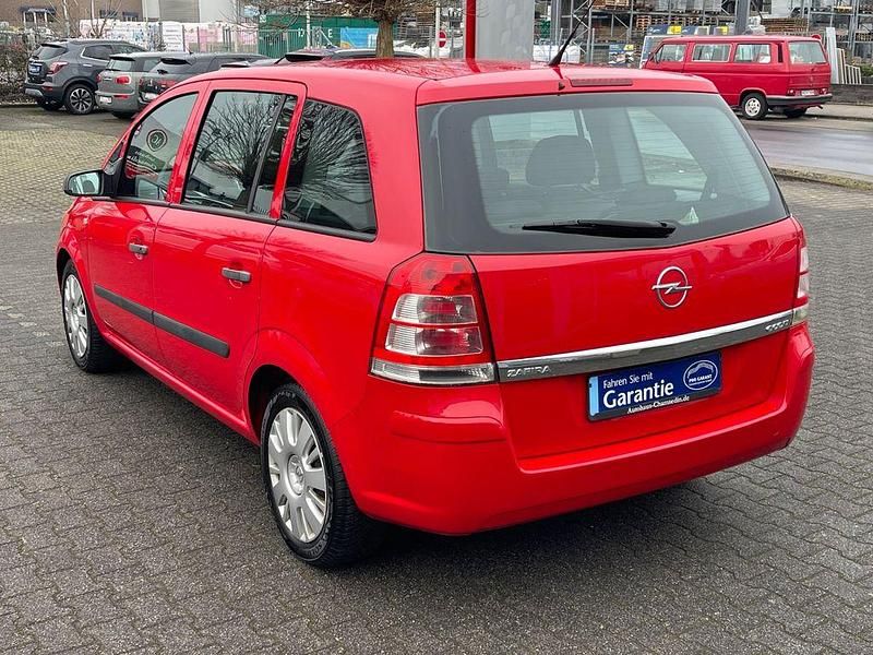 Gebraucht Opel Zafira Selection 116 PS (85 kW) 2009 Powerrot b Van / Kleinbus