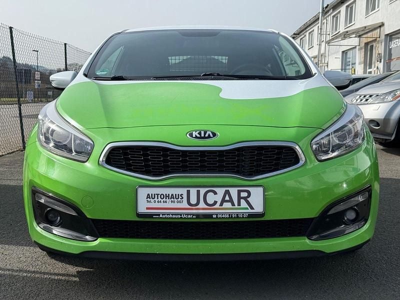Second-hand Kia Ceed 90 CP (66 kW) 2016 Alb Hatchback