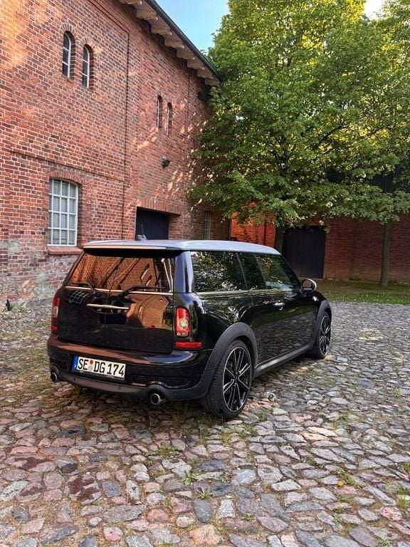 Gebraucht Mini Cooper S Clubman 174 PS (127 kW) 2010 Schwarz Kombi