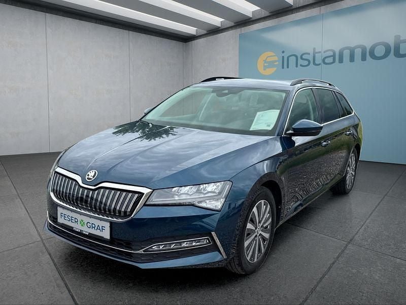 Blau Gebraucht 2022 Skoda Superb Kombi | 25.699 € (Fairer Preis) - Bild 1/4
