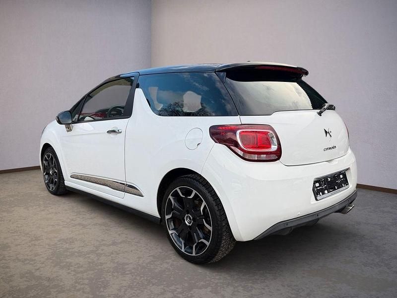 Gebraucht Citroën DS3 Sport Chic 165 PS (121 kW) 2015 Weiß Limousine