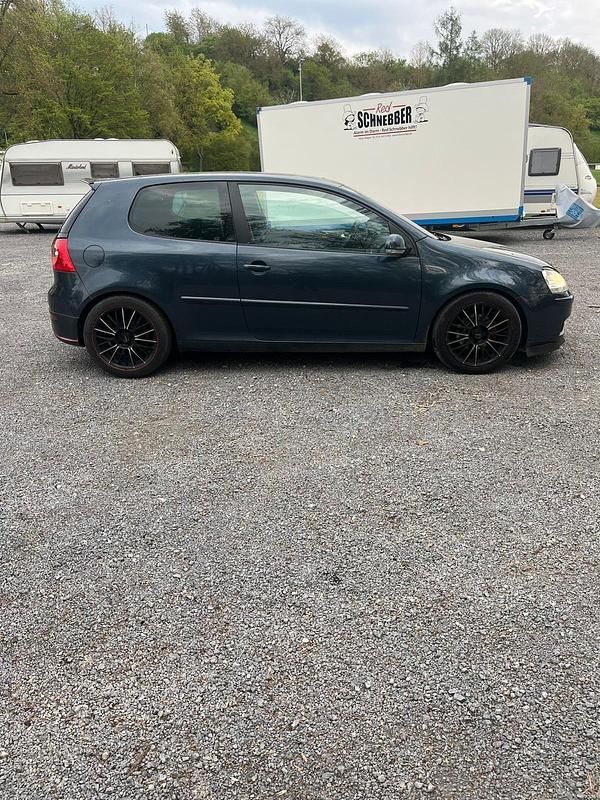 Gebraucht VW Golf R 106 PS (77 kW) 2006 Blau Coupé