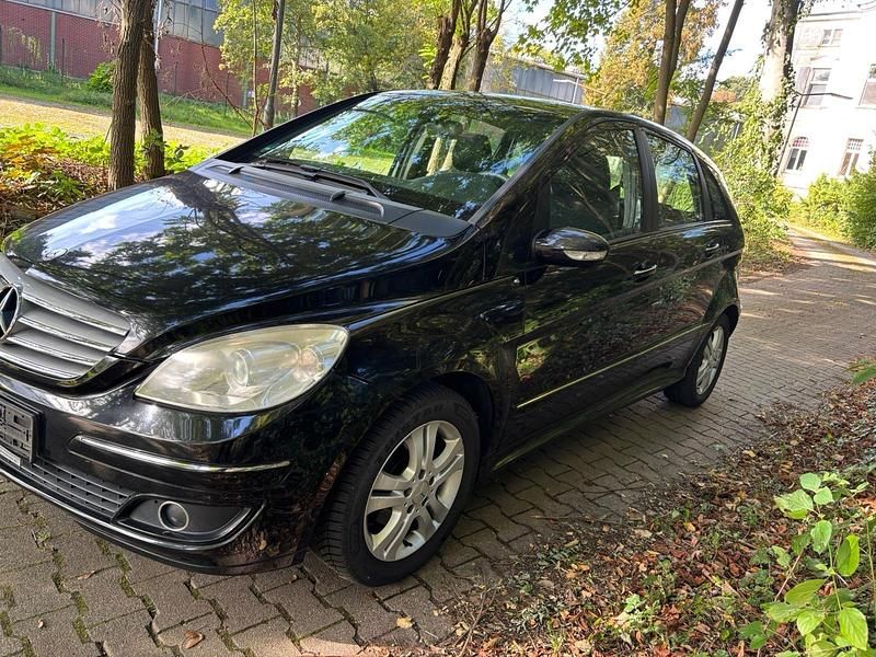 Schwarz Gebraucht 2007 Mercedes B170 Van / Kleinbus | 2.800 € (Superpreis) - Bild 1/4