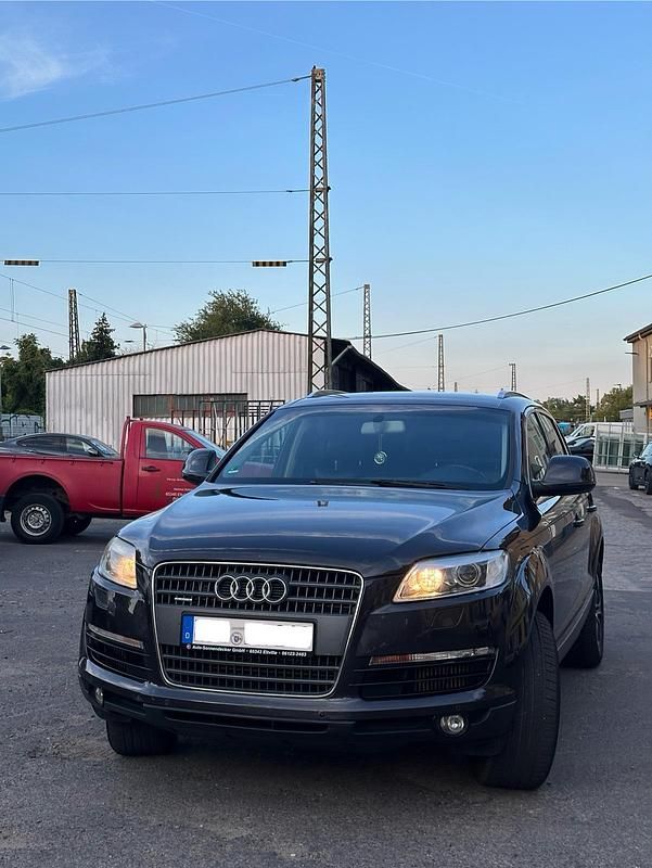 Schwarz Gebraucht 2007 Audi Q7 SUV | 8.950 € (Fairer Preis) - Bild 1/4