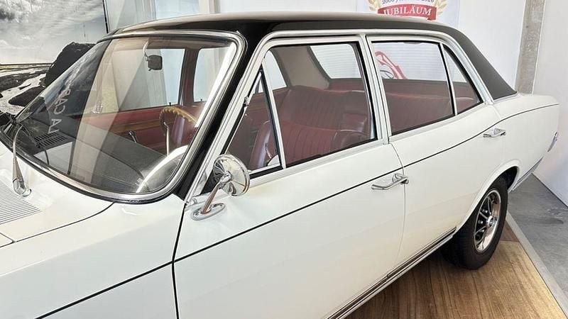 Gebraucht Opel Commodore 116 PS (85 kW) 1968 Weiß Limousine