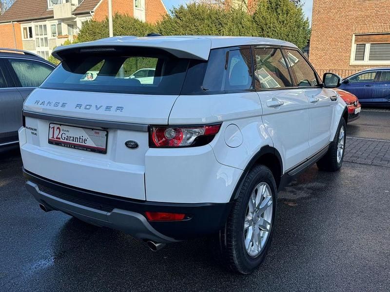 Gebraucht Land Rover Range Rover evoque Pure 190 PS (139 kW) 2015 Weiß SUV