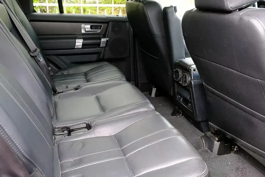 Gebraucht Land Rover Discovery 4 HSE 256 PS (188 kW) 2015 Schwarz SUV