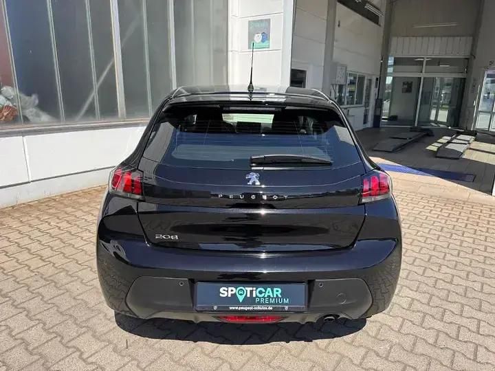 Grau Gebraucht 2023 Peugeot 208 GT Kleinwagen | 21.380 € (Etwas zu teuer) - Bild 1/2