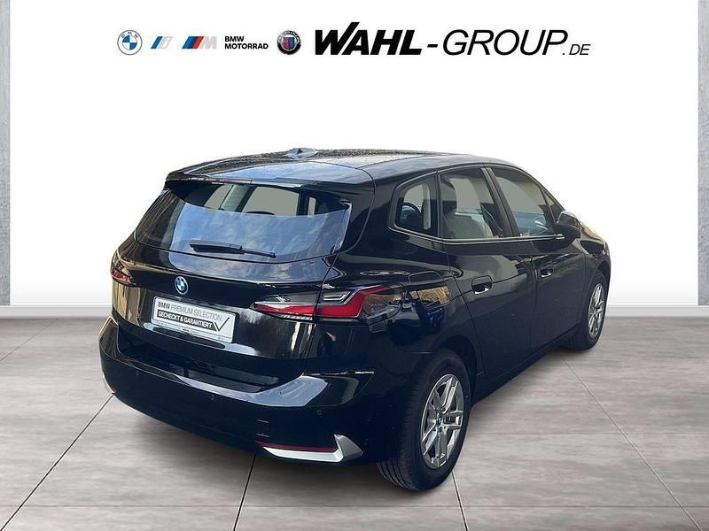 Gebraucht BMW 225 Active Tourer Performance 245 PS (180 kW) 2022 Schwarz Van / Kleinbus