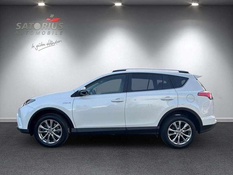 Gebraucht Toyota RAV4 Hybrid Basis 197 PS (144 kW) 2017 Novaweiß perleffekt SUV