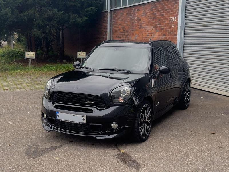 Schwarz Gebraucht 2013 Mini John Cooper Works Countryman SUV | 14.999 € (Fairer Preis) - Bild 1/4