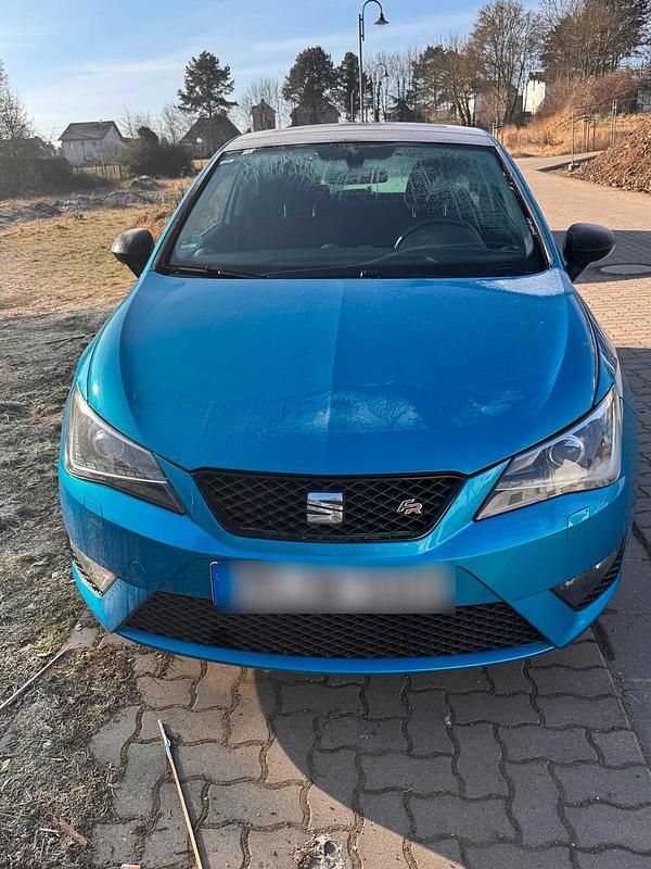 Blau Gebraucht 2016 Seat Ibiza Kleinwagen | 6.500 € (Guter Preis) - Bild 1/4