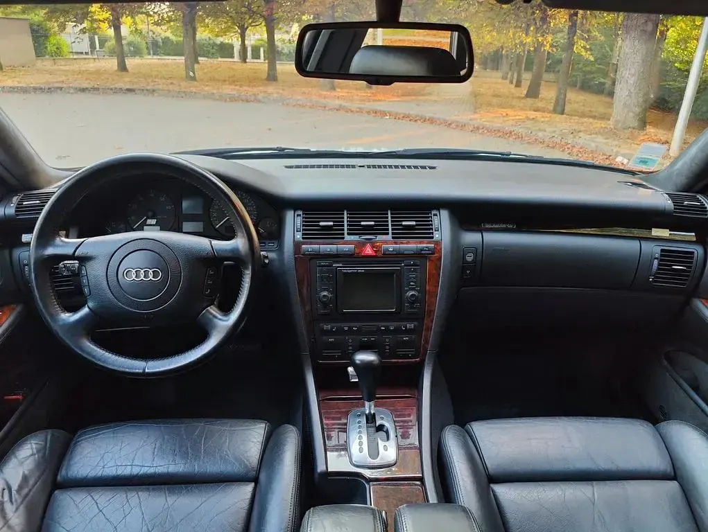 Gebraucht Audi S8 Sport 360 PS (264 kW) 2000 Silber Limousine