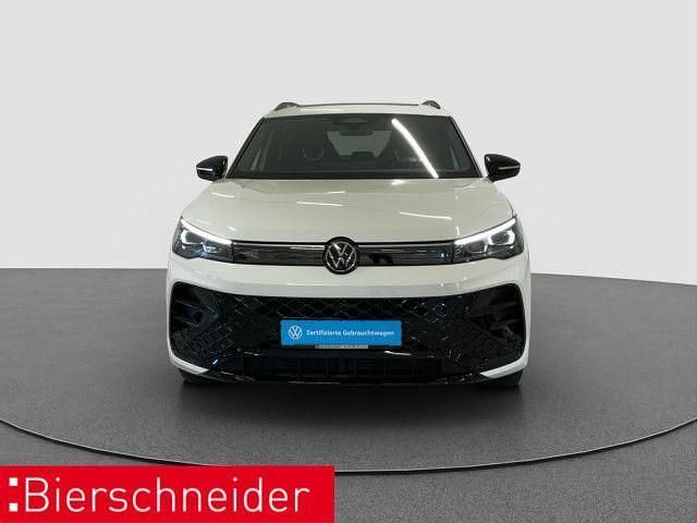 Gebraucht VW Tiguan R-line 193 PS (141 kW) 2024 Weiss SUV