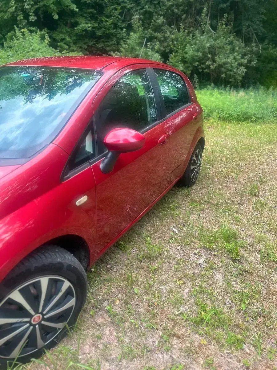 Gebraucht Fiat Grande Punto 77 PS (56 kW) 2007 Rot Kleinwagen