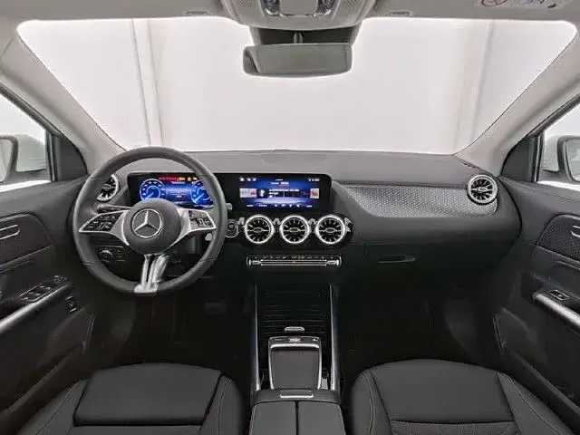 Gebraucht Mercedes EQA250 139 kW (190 PS) 2025 SUV
