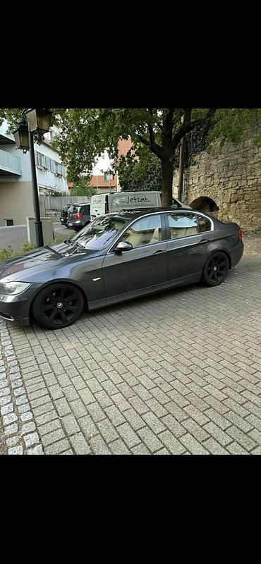 Gebraucht BMW 325 218 PS (160 kW) 2004 Grau Limousine