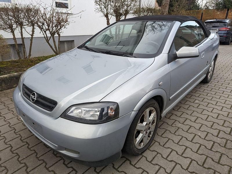 Gebraucht Opel Astra Cabriolet 125 PS (91 kW) 2001 Silber Cabrio
