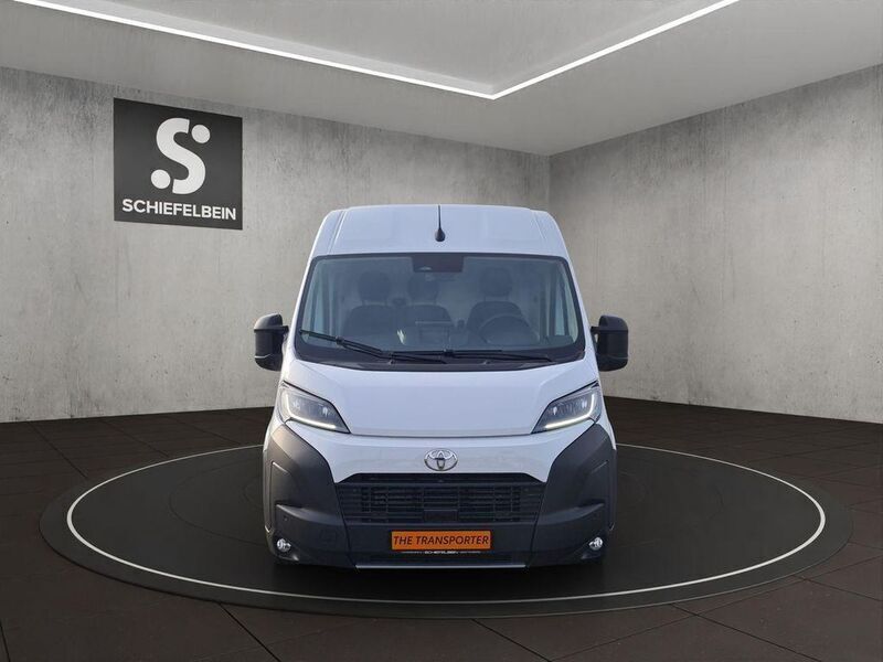 Gebraucht Toyota Proace 140 PS (102 kW) 2024 Icy white Van / Kleinbus