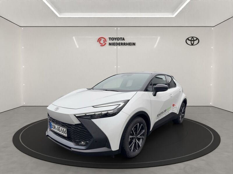 Platinum weiß perleffekt / dach schwarz Gebraucht 2023 Toyota C-HR Team SUV | 32.666 € (Etwas zu teuer) - Bild 1/4