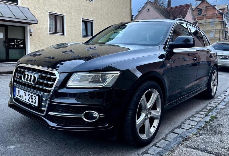 Schwarz Gebraucht 2013 Audi SQ5 Sport SUV | 16.999 € (Teuer) - Bild 1/4