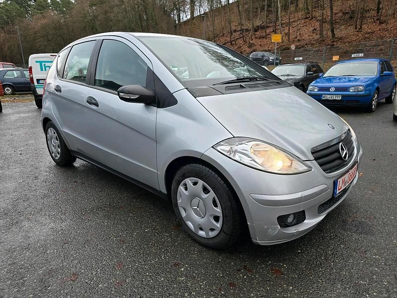 Gebraucht Mercedes A180 109 PS (80 kW) 2005 Silber Limousine