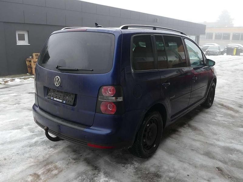 Gebraucht VW Touran Freestyle 140 PS (102 kW) 2010 Blau Van / Kleinbus